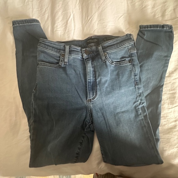 Banana Republic Skinny Fit Jeans in Sz 27S - Picture 1 of 5